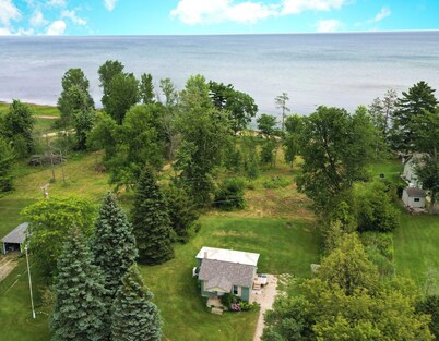 Lake Huron Front Cabin