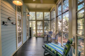 House, 4 Bedrooms | Exterior