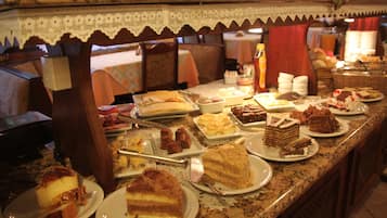 Tägliches inbegriffenes Frühstück