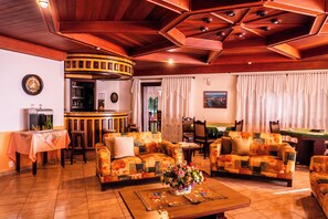 Sala de estar en el lobby