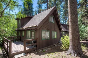 Front of property - Serene Stream Lodge (Incline Village)