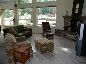 House, Multiple Beds, Fireplace | Living area | TV, fireplace - Slippery Slope Chalet (South Lake Tahoe)