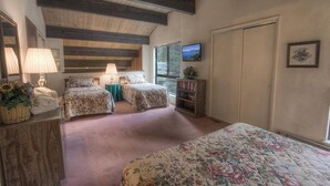 House, Multiple Beds, Private Pool, Pool View | 2 bedrooms, free WiFi - Sparrows Nest (Incline Village)