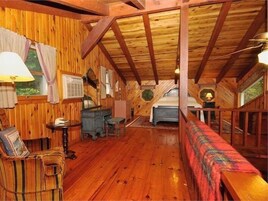 Cabin, Private Bathroom, Mountain View (Cedarwood Lodge) | 3 bedrooms