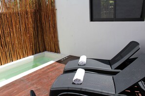 Suíte luxo, 1 cama Queen (Jungle Suite) | Terraço/pátio