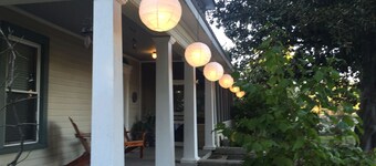 Magnolia House & Gardens