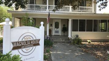 Façade de l’hébergement