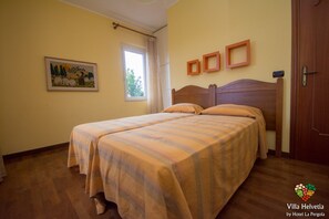 3 habitaciones, tabla de planchar con plancha y wifi