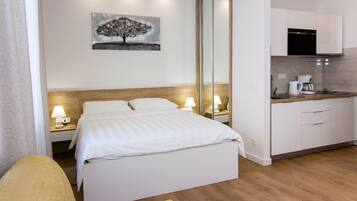 1 bedroom, in-room safe, iron/ironing board, WiFi