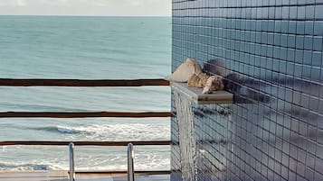 House | Terrace/patio