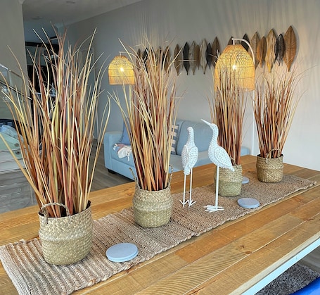 Deluxe House | Living area | 32-inch LED TV with digital channels, TV, Netflix