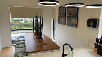 Deluxe Townhome | Living area