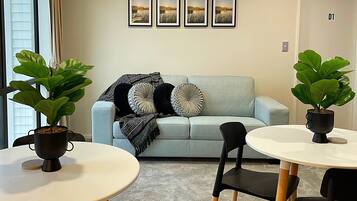 Deluxe House | Living area