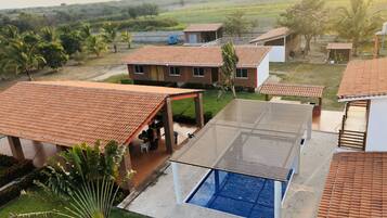 Alberca al aire libre