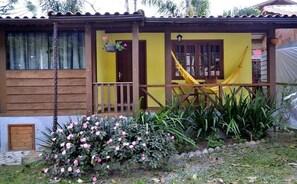 Room - Beija Flor Chalés (Resende)