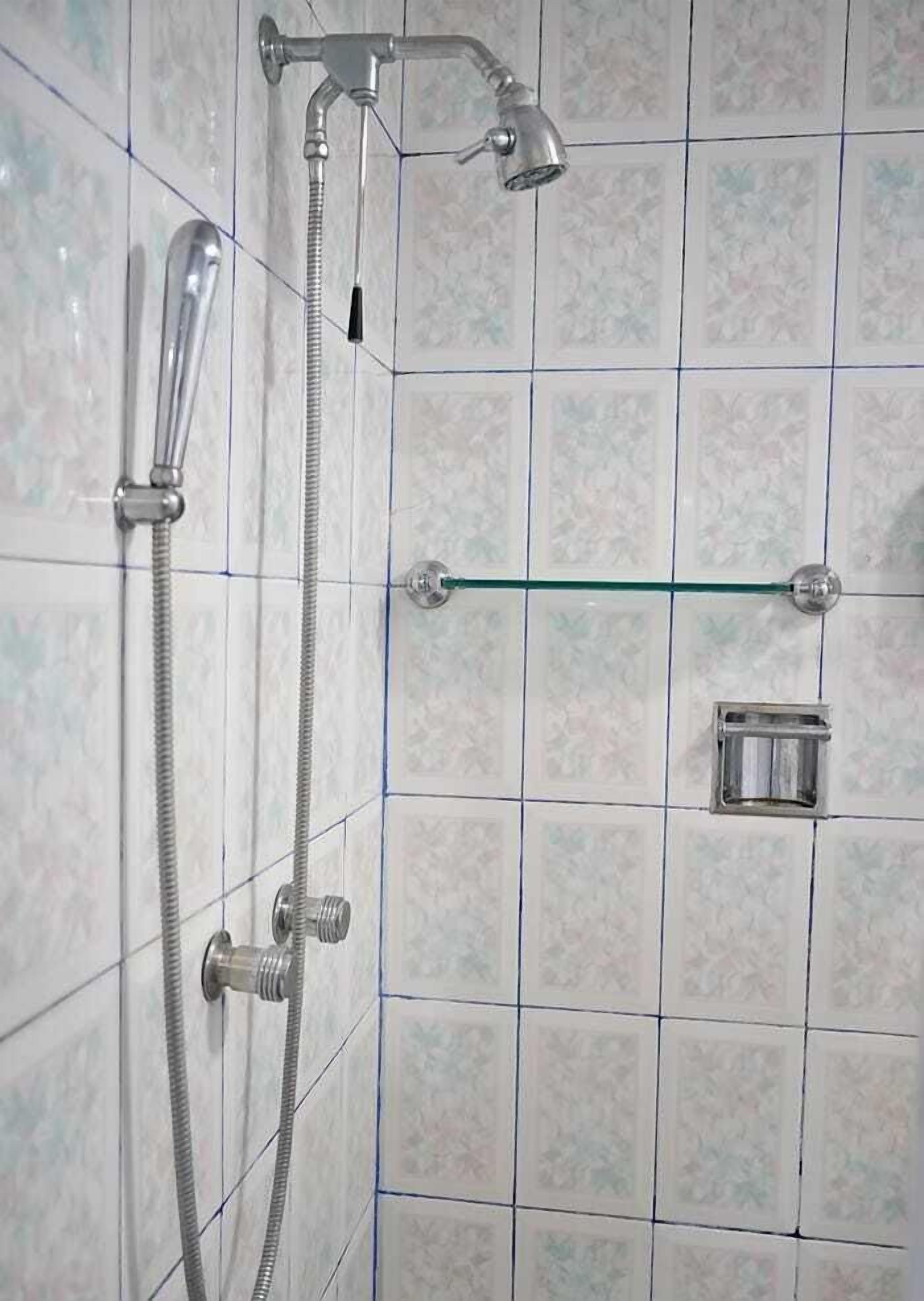 Habitación superior | Insonorización, tabla de planchar con plancha y wifi gratis 