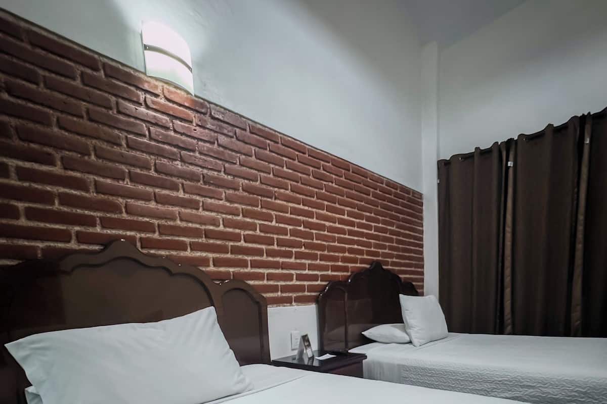 Phòng Superior, 2 giường đôi | 1 phòng ngủ, phòng cách âm, bàn ủi/dụng cụ ủi quần áo