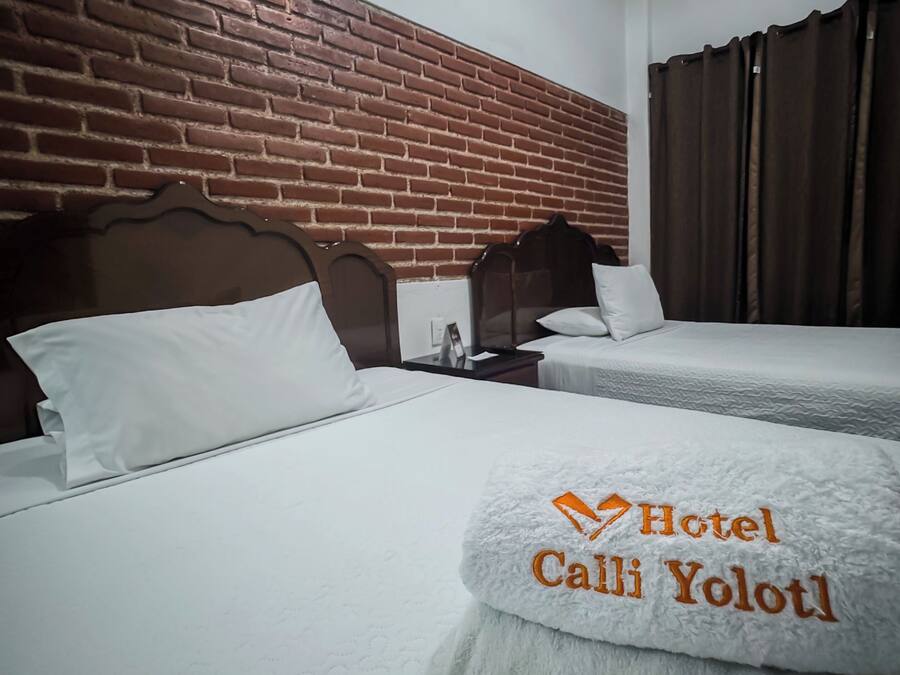 Superior Room, 2 Double Beds | Soundproofing, iron/ironing board, free WiFi, bed sheets