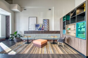 Exterior - Holiday Inn Appleton by IHG (Appleton)