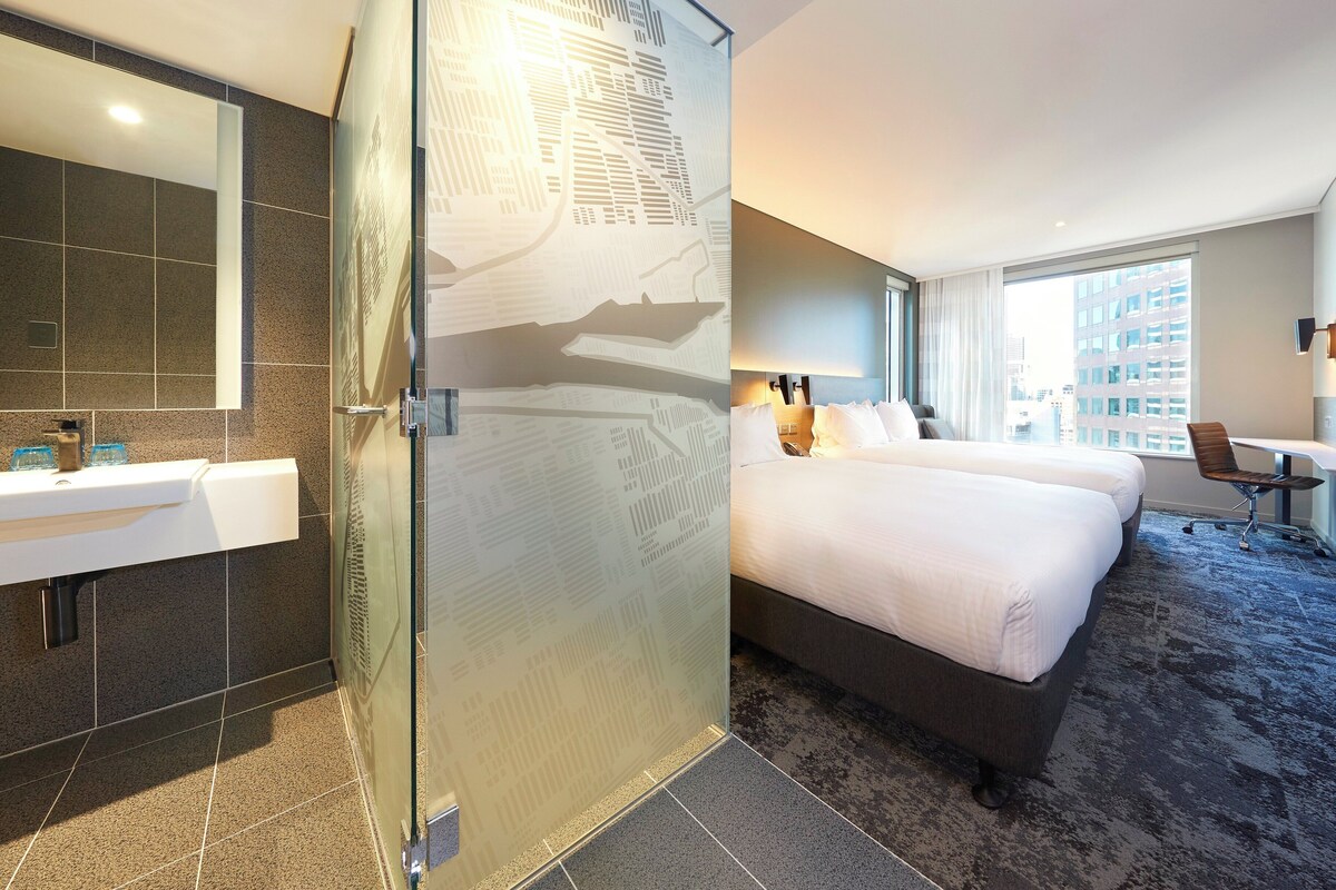 Premium bedding, pillowtop beds, in-room safe, desk