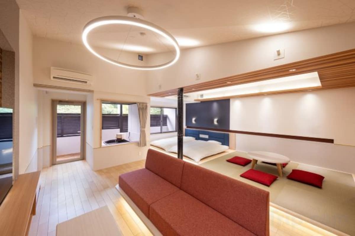 Edredons de pluma, cofres nos quartos, Wi-Fi de cortesia, roupa de cama