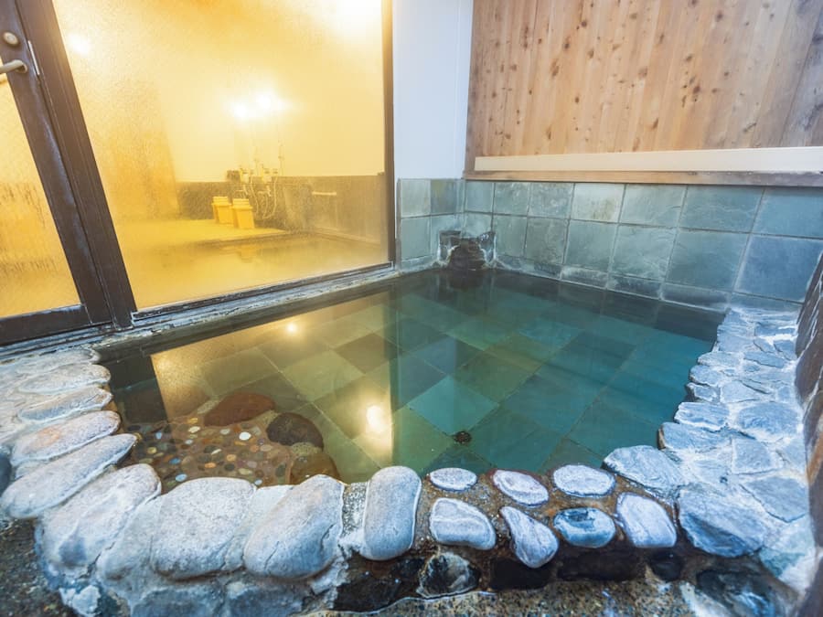 Baño termal público