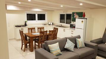 Villa, 3 Bedrooms, Mountain View | Shared kitchen | Full-size fridge, microwave, stovetop, electric kettle