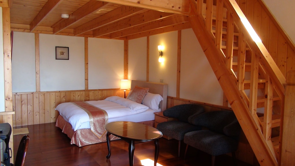 小桂林山莊民宿評價、特色體驗、房價資訊、訂房連結 – 山腰海景與溫馨手作早餐 - 照片 8