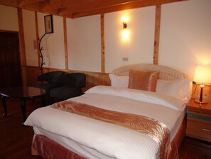 Desk - Guilin Leisure Villa (Ren'ai)