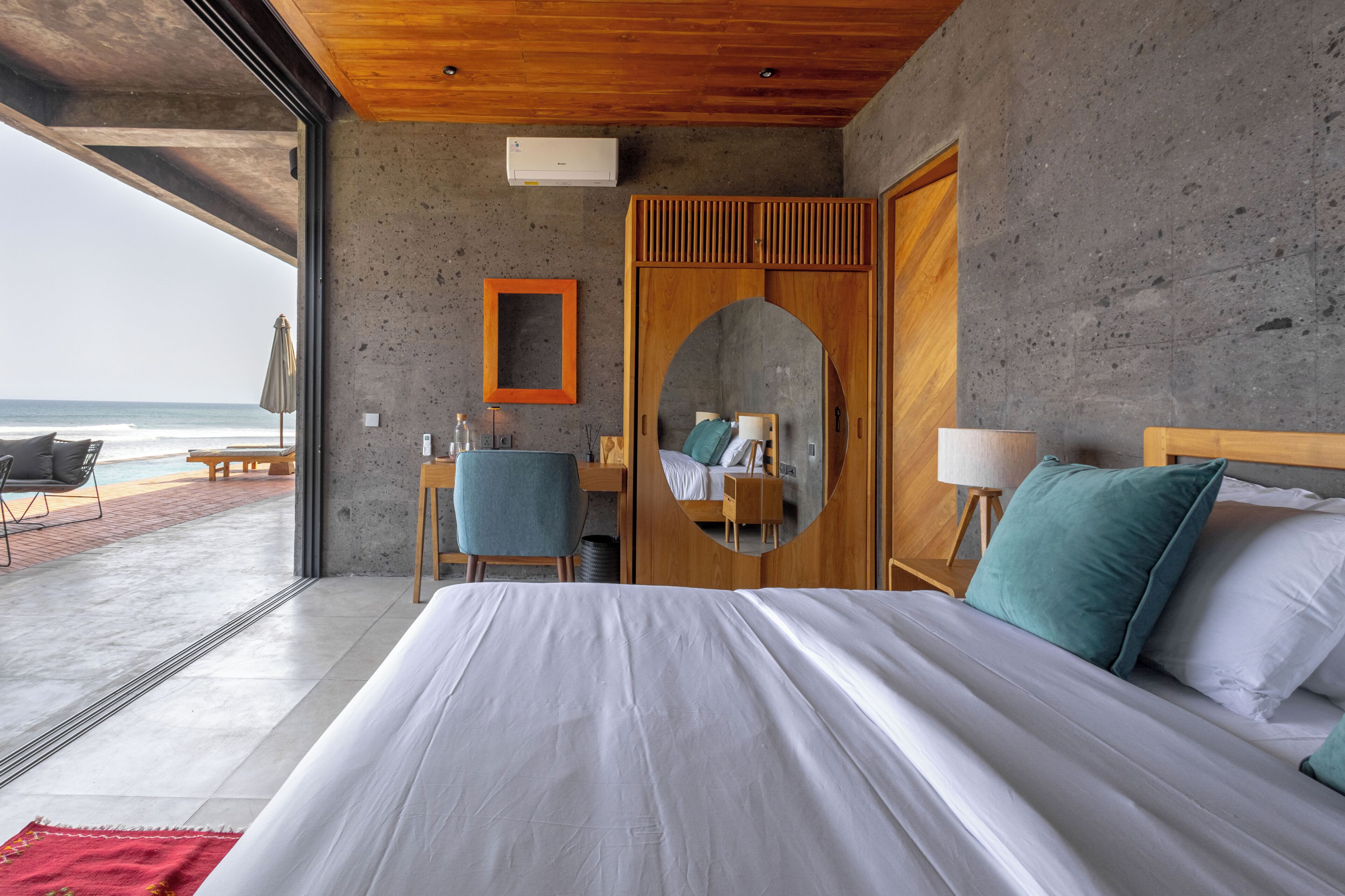 Biệt thự Exclusive | Bộ đồ giường cao cấp, két bảo mật tại phòng, trang trí khác biệt 