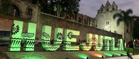 Zona de juegos infantil al aire libre