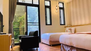 Comfort Triple Room, Multiple Beds, Mountain View (301)