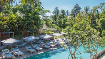 Piscina all'aperto, cabine incluse nel prezzo, ombrelloni da piscina