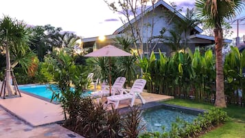 Udendørs pool
