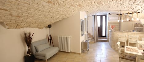 1 bedroom, iron/ironing board