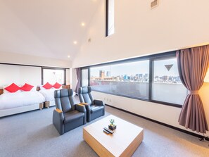 頂級客房, 非吸煙房 (Unable to check-in after 9:30 pm) | 羽絨被、書桌、遮光布/窗簾、免費無線上網