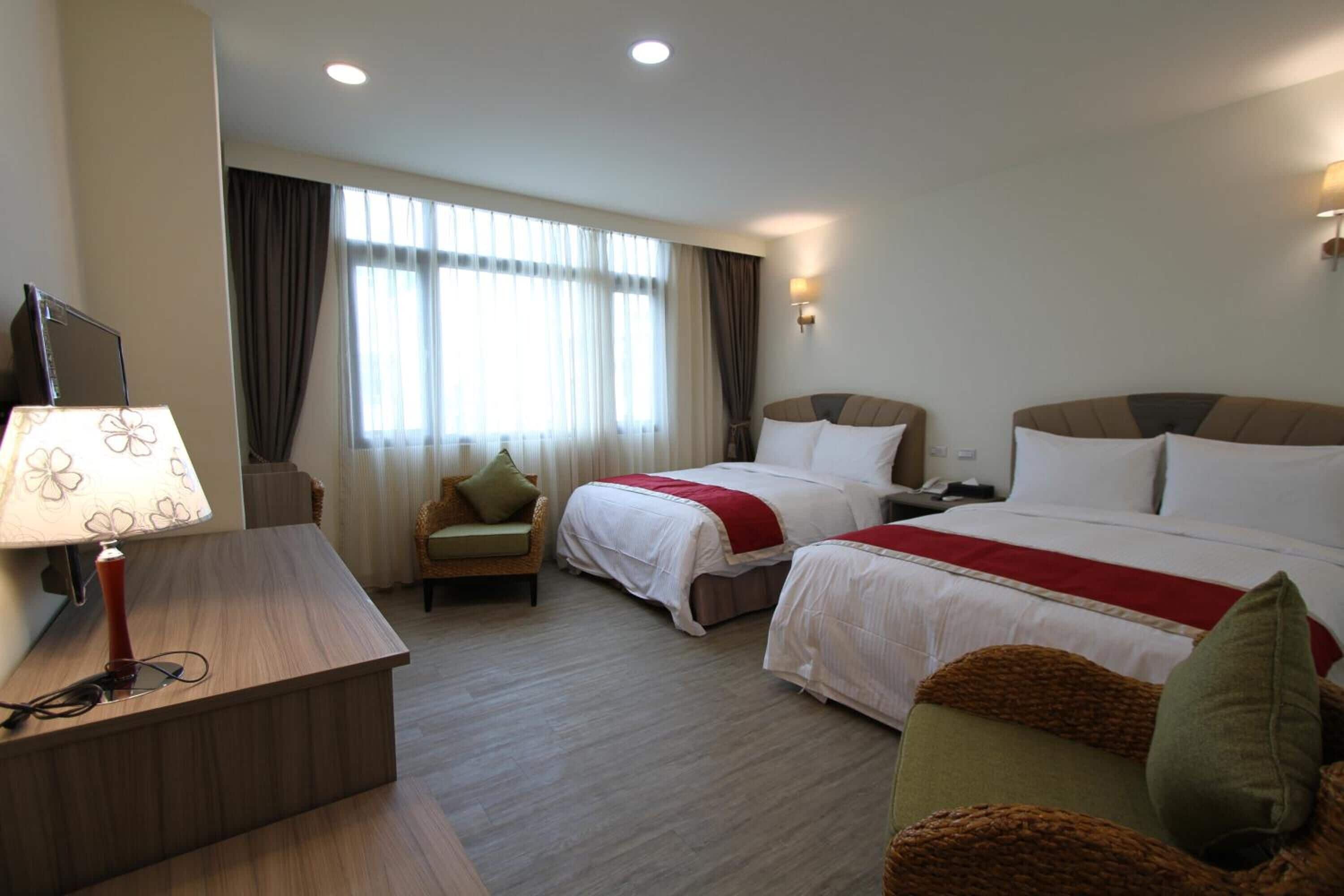 Desk, blackout drapes, soundproofing, free WiFi