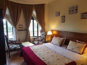 Deluxe Suite, Garden View