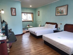 Bureau, rideaux occultants, Wi-Fi gratuit, draps fournis