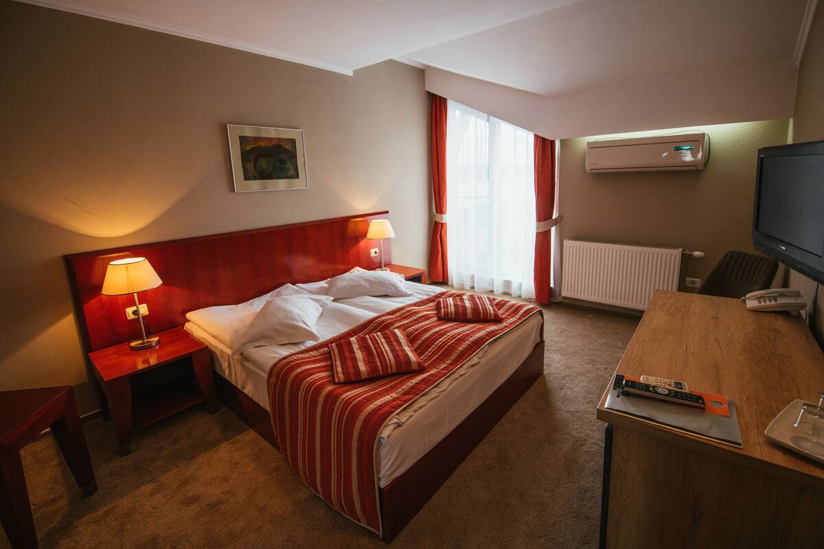 Double Room, 1 Queen Bed | Living area | 80-cm LED TV with digital channels, TV