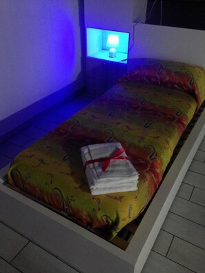 2 chambres, fer et planche Ă repasser, Wi-Fi, draps fournis