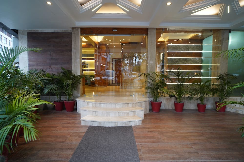 Hotel GK Palace