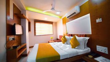 1 soverom, safe på rommet, individuelt dekorert og individuelt innredet