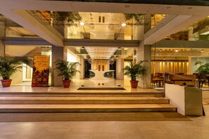 Front of property - Hotel Hardeo (Nagpur)