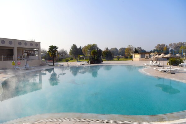 Indoor pool, outdoor pool