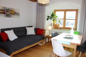 Apartment, 2 Bedrooms (Luitpold) | 2 bedrooms, in-room safe, individually decorated, individually furnished - Ultra Alpes (Rottenbuch)