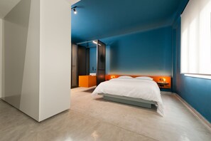 Apartment, 1 Bedroom, City View | Premium bedding, soundproofing, iron/ironing board