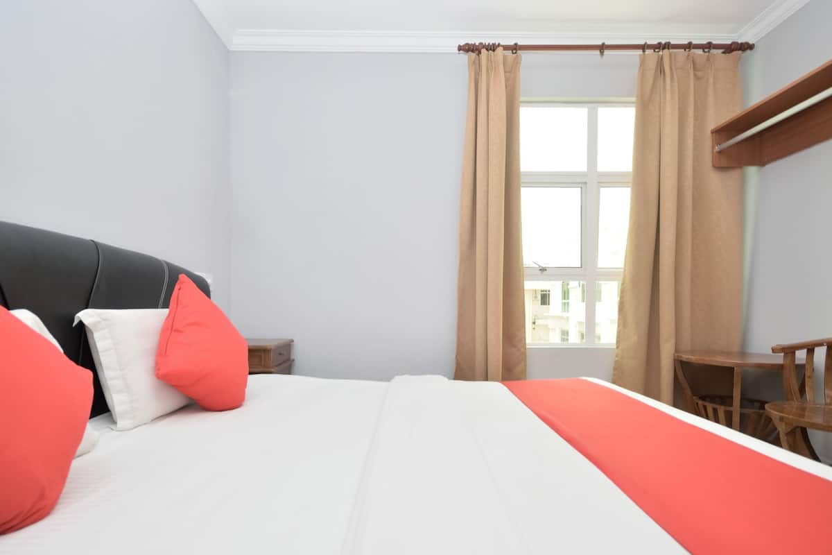 Doppia Deluxe, 1 letto matrimoniale | 1 camera, una scrivania, Wi-Fi gratuito, lenzuola