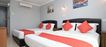 OYO 892 Hotel Grand Nadia