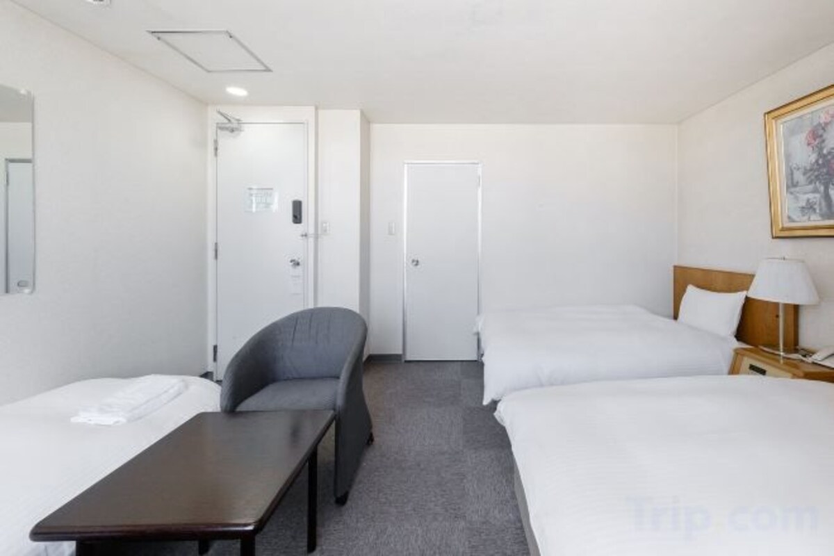 Premium bedding, free WiFi, bed sheets
